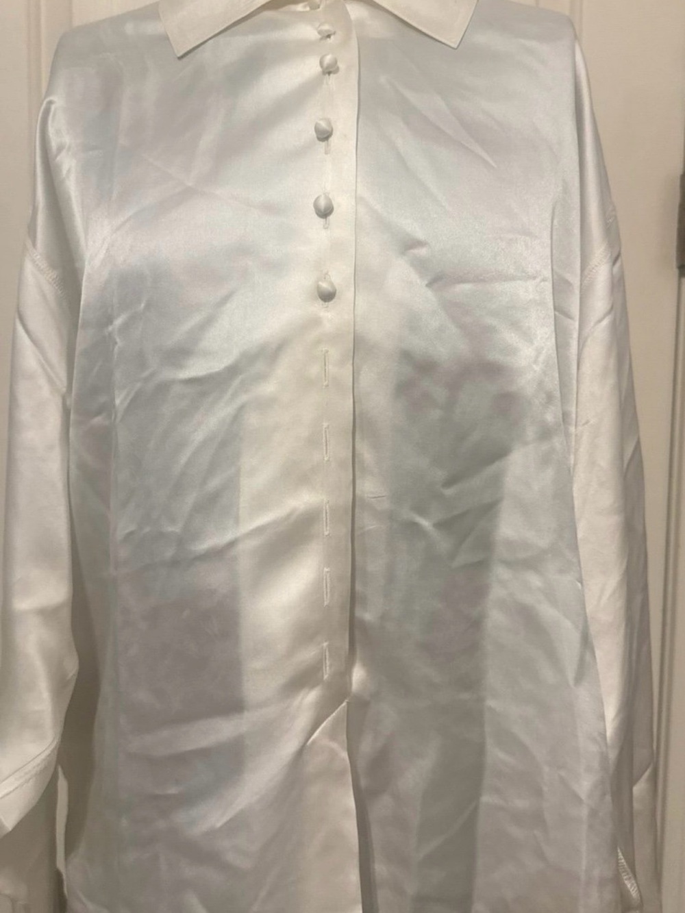 Women’s Silk Button-Up Shirt in White